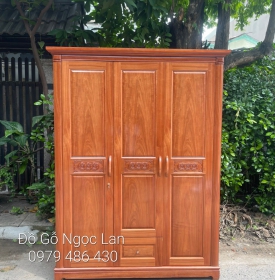 Tủ Quần Áo Gỗ Xoan Đào 3 Cánh Mẫu Đai Đồng Tiền