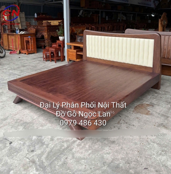 Giường Ngủ Gỗ Óc Chó Mẫu Trám Đầu Bọc Nệm Kiểu Nhật - Hiện Đại, Sang Trọng