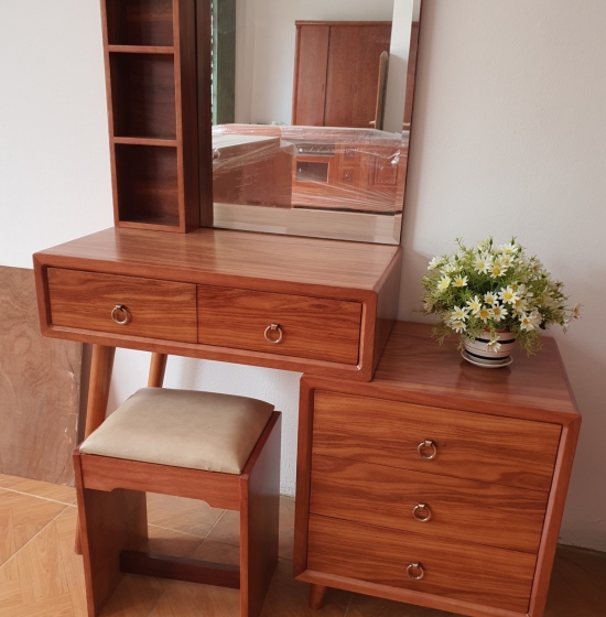 Bàn phấn gỗ cẩm - hiện đại , sang trọng 