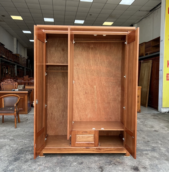 Tủ quần áo 3 cánh gỗ xoan đào mẫu đai hoa ,hiện đại T XD 15
