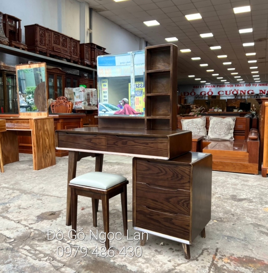 Bàn phấn gỗ sồi sang trọng , hiện đại 