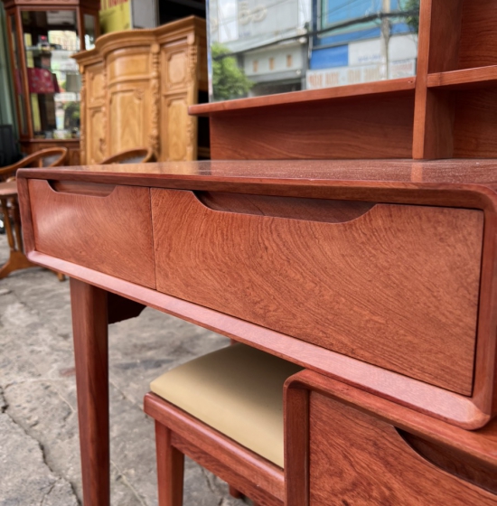 Bàn trang điểm gỗ hương đá mẫu hiện đại ,sang trọng 