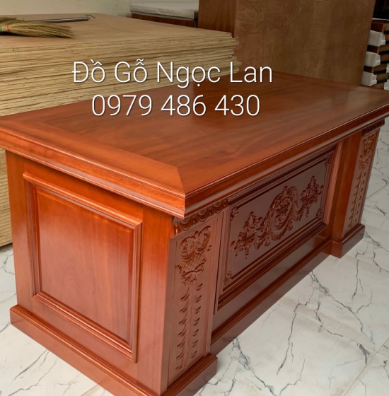 Bàn làm việc gỗ xoan đào hàng cao cấp