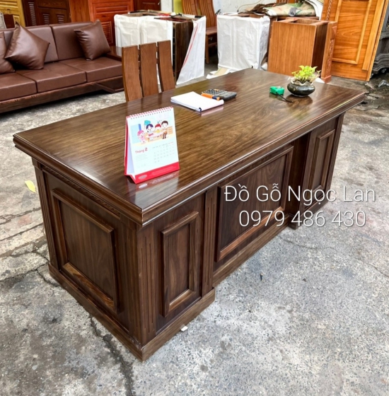 BÀN LÀM VIỆC GIÁM ĐỐC GỖ HƯƠNG XÁM 1M6 MÀU ÓC CHÓ - MẪU BẮT CHỈ