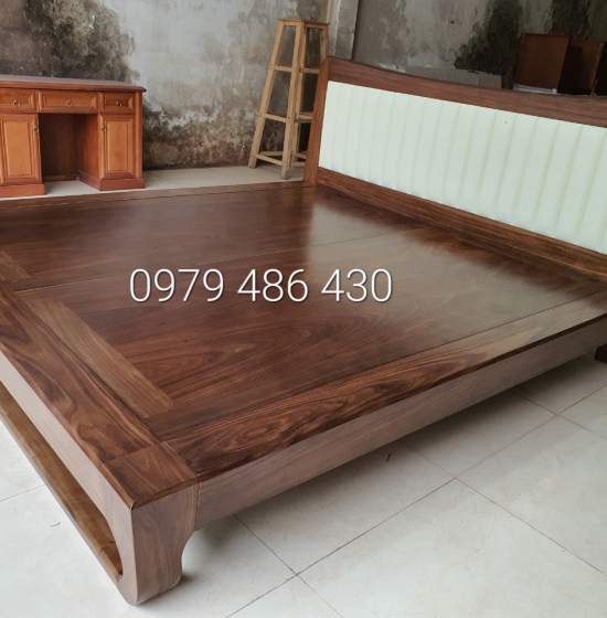 Giường ngủ kiểu nhật chân quỳ bọc nệm gỗ hương xám màu óc chó đẹp ,sang trọng 