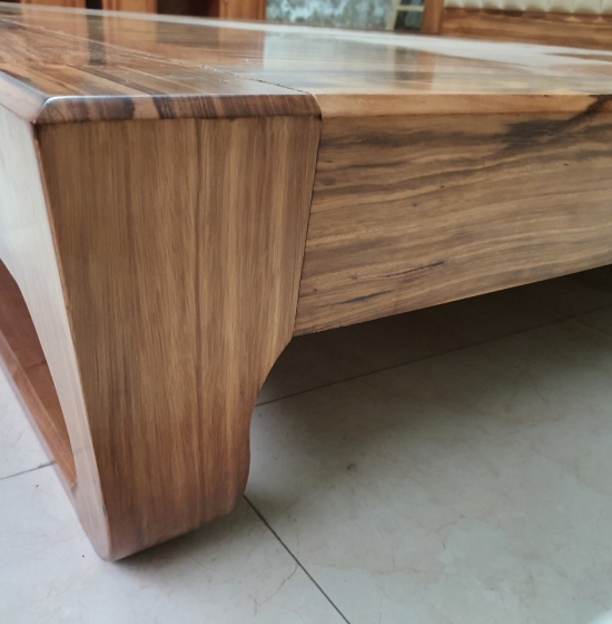 Giường ngủ kiểu nhật chân quỳ bọc nệm gỗ hương xám đẹp - sang trọng 