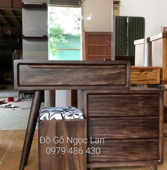Bàn trang điểm gỗ hương xám phun màu óc chó - hiện đại 