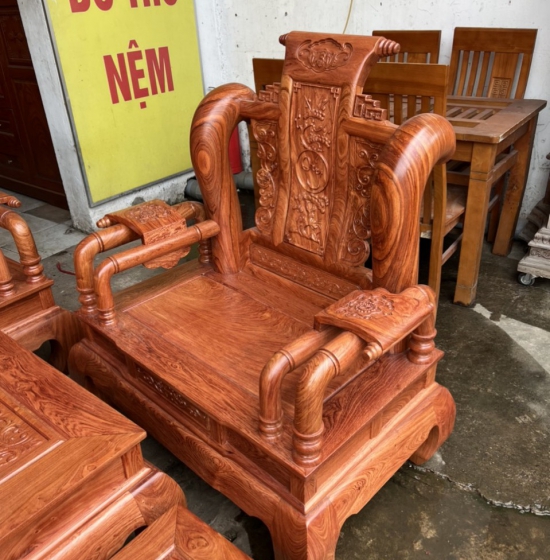 Bộ bàn ghế salon gỗ hương đá cột 12 - mẫu tần thủy hoàng 