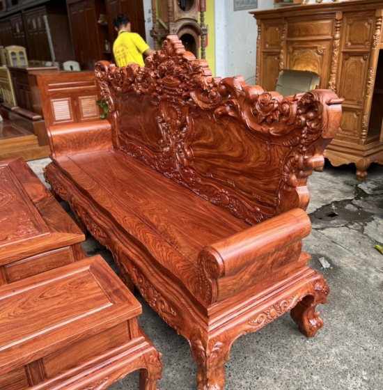 Bộ Salon Gỗ Hương Đá Chạm Hoàng Gia Tay 12 Cao Cấp 
