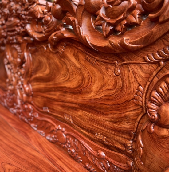 Bộ Salon Gỗ Hương Đá Chạm Hoàng Gia Tay 12 Cao Cấp 