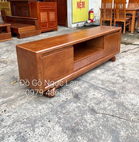 Kệ Ti Vi Gỗ Sồi Nga Lau Màu Hương Chân Xoắn 