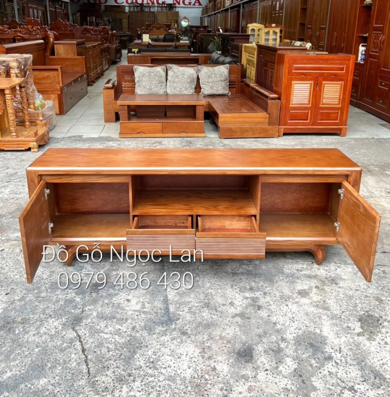 Kệ Ti Vi Gỗ Sồi Nga Lau Màu Hương Chân Xoắn 