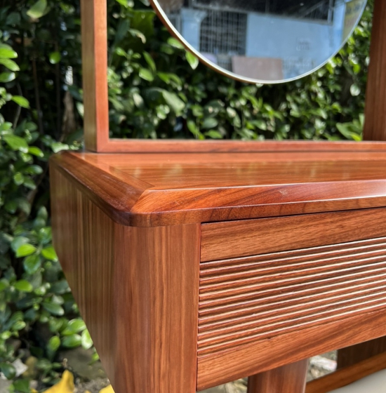 Bàn Phấn Trang Điểm Gỗ Cẩm Vân 1M Kiểu Hàn Quốc 