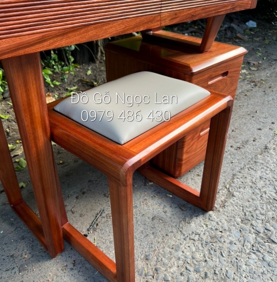 Bàn Phấn Trang Điểm Gỗ Cẩm Vân 1M Kiểu Hàn Quốc 