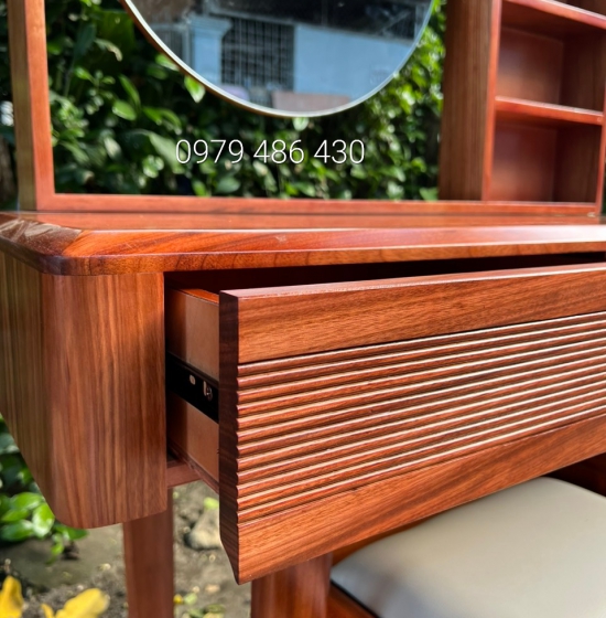 Bàn Phấn Trang Điểm Gỗ Cẩm Vân 1M Kiểu Hàn Quốc 