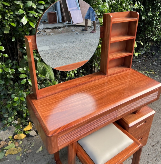 Bàn Phấn Trang Điểm Gỗ Cẩm Vân 1M Kiểu Hàn Quốc 