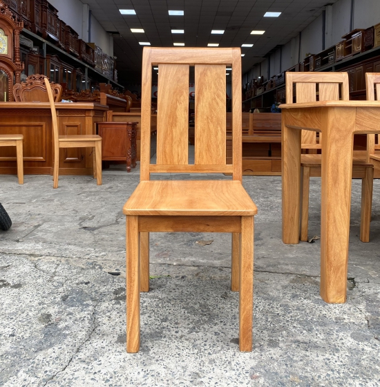Bộ bàn ăn 8 ghế gỗ gõ cao cấp - sang trọng 