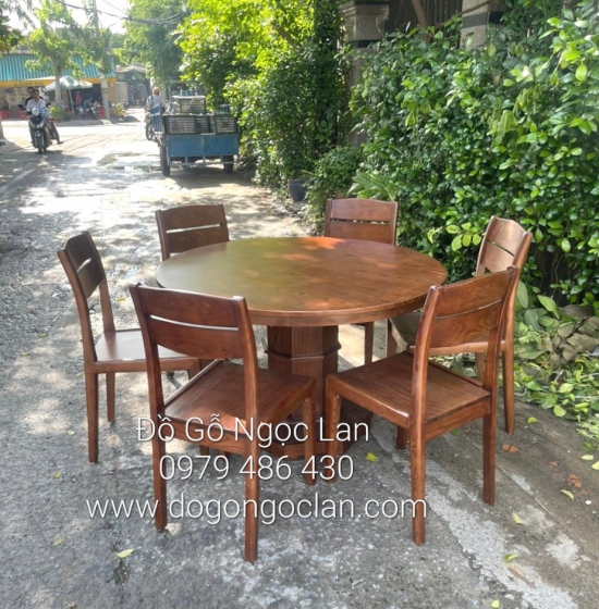 Bộ B àn Ăn Tròn Gỗ Sồi Nga Lau Màu Óc Chó 6 Ghế Hiện Đại 