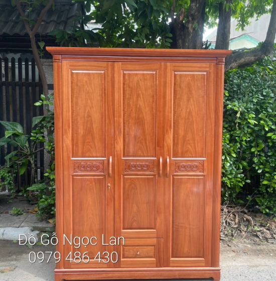 Tủ Quần Áo Gỗ Xoan Đào 3 Cánh Mẫu Đai Đồng Tiền