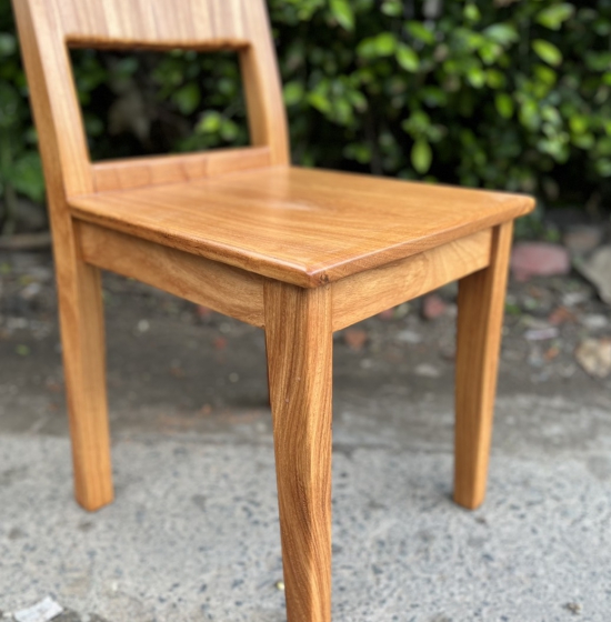 BÀN ĂN GỖ GÕ ĐỎ 4 GHẾ MẶT NGUYÊN KHỐI - HIỆN ĐẠI