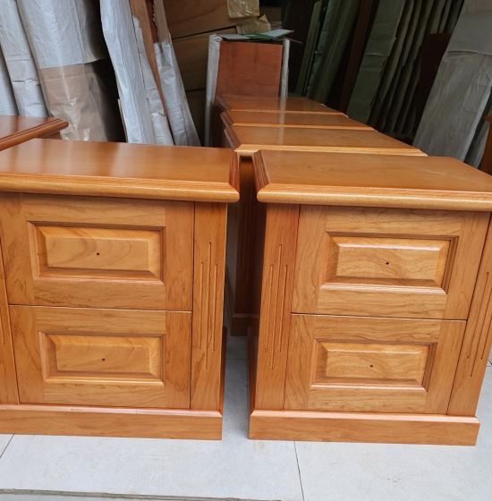 TỦ ĐẦU GIƯỜNG GỖ GÕ ĐỎ 2 NGĂN KÉO HIỆN ĐẠI 