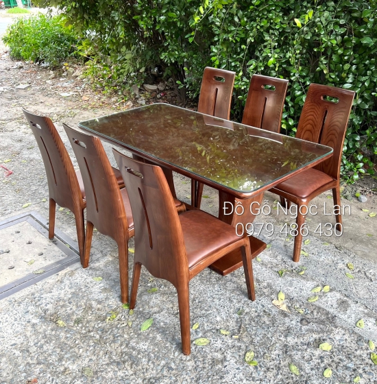 BÀN ĂN GỖ SỒI NGA LAU MÀU ÓC CHÓ 6 GHẾ KÈM NỆM - SANG TRỌNG 
