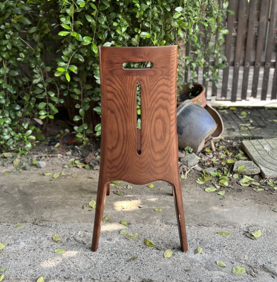 BÀN ĂN GỖ SỒI NGA LAU MÀU ÓC CHÓ 6 GHẾ KÈM NỆM - SANG TRỌNG 