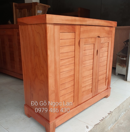 Tủ giầy dép gỗ xoan đào tự nhiên 3 cánh hiện đại TG 0140