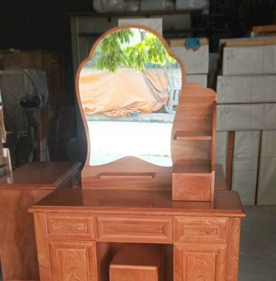BÀN TRANG ĐIỂM GỖ HƯƠNG ĐÁ 1M MẪU GƯƠNG TRÒN