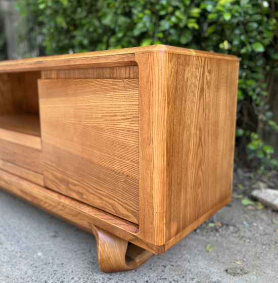 Kệ TiVi Gỗ Sồi Nga 2m Hiện Đại Lau Màu Sơn Inchem Cao Cấp 