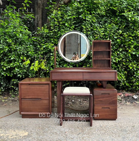 BÀN TRANG ĐIỂM GỖ MUN 1M ĐÈN LES HIỆN ĐẠI