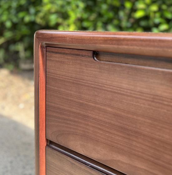 TỦ ĐẦU GIƯỜNG GỖ MUN 2 NGĂN KÉO HIỆN ĐẠI 