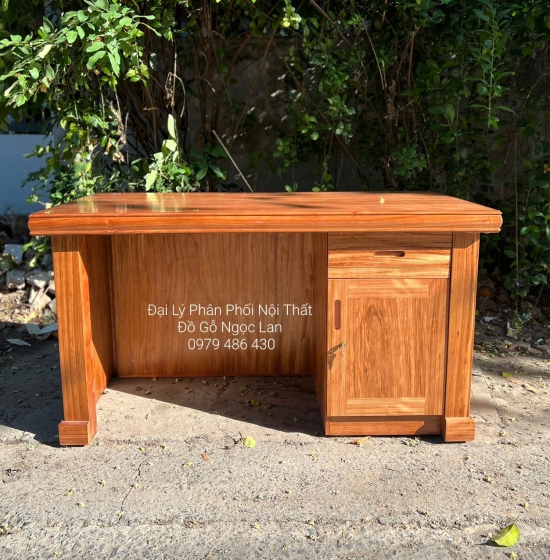 Bàn Làm Việc Gỗ Hương Xám Mẫu Hoa Dây 1m6 BLV 044