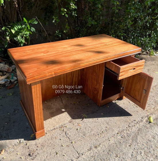 Bàn Làm Việc Gỗ Hương Xám Mẫu Hoa Dây 1m6 BLV 044