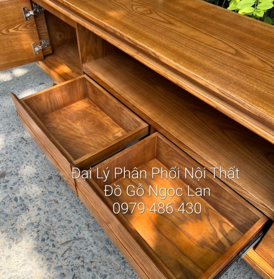 Kệ tivi  Gỗ Sồi Nga Lau Màu Gõ Đỏ Chân Hươu Hiện đại - Cao Cấp