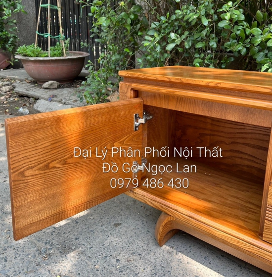 Kệ tivi  Gỗ Sồi Nga Lau Màu Gõ Đỏ Chân Hươu Hiện đại - Cao Cấp