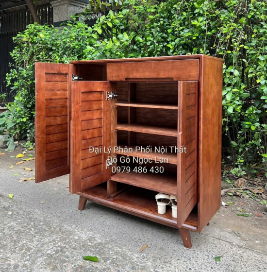 Tủ Giày Dép Gỗ Sồi Nga Màu Óc Chó Nâu 3 Cánh Mở Chân Cao - Hiện Đại