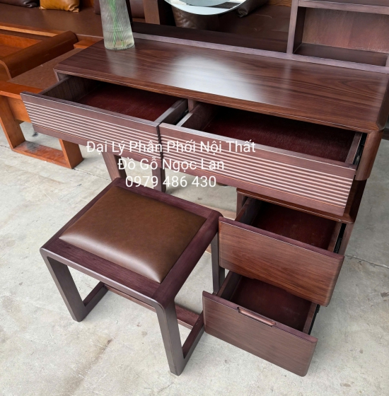 Bàn Ghế Trang Điểm Gỗ Mun 1m Sang Trọng, Tinh Tế 