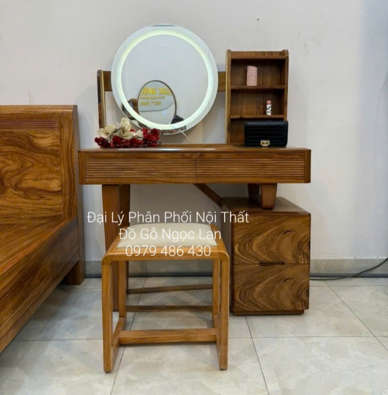 Bàn Trang Điểm Gỗ Hương Xám Đèn Cảm Ứng Thông Minh - Hiện Đại 