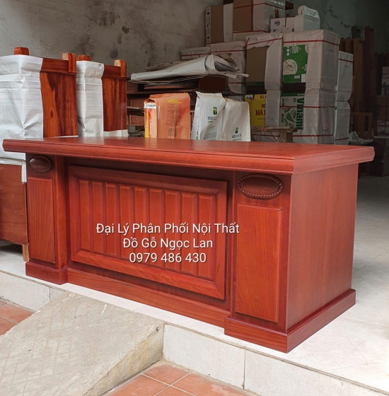 Bàn Làm Việc Giám Đốc Gỗ Xoan Đào Hiện Đại, Sang Trọng 1m67