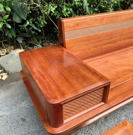Ghế Sofa Gỗ Xoan Đào Góc L Chân Thuyền, Tựa Soi 2m9x1m8 