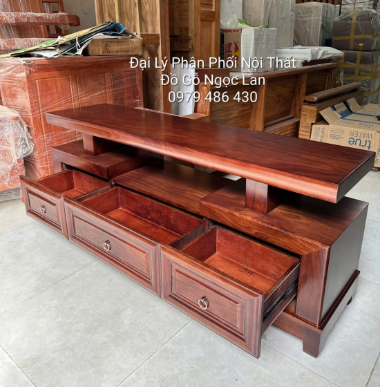 Kệ Ti Vi Gỗ Hương Xám Màu Óc Chó Nâu 3 Ngăn Kéo Sang Trọng 